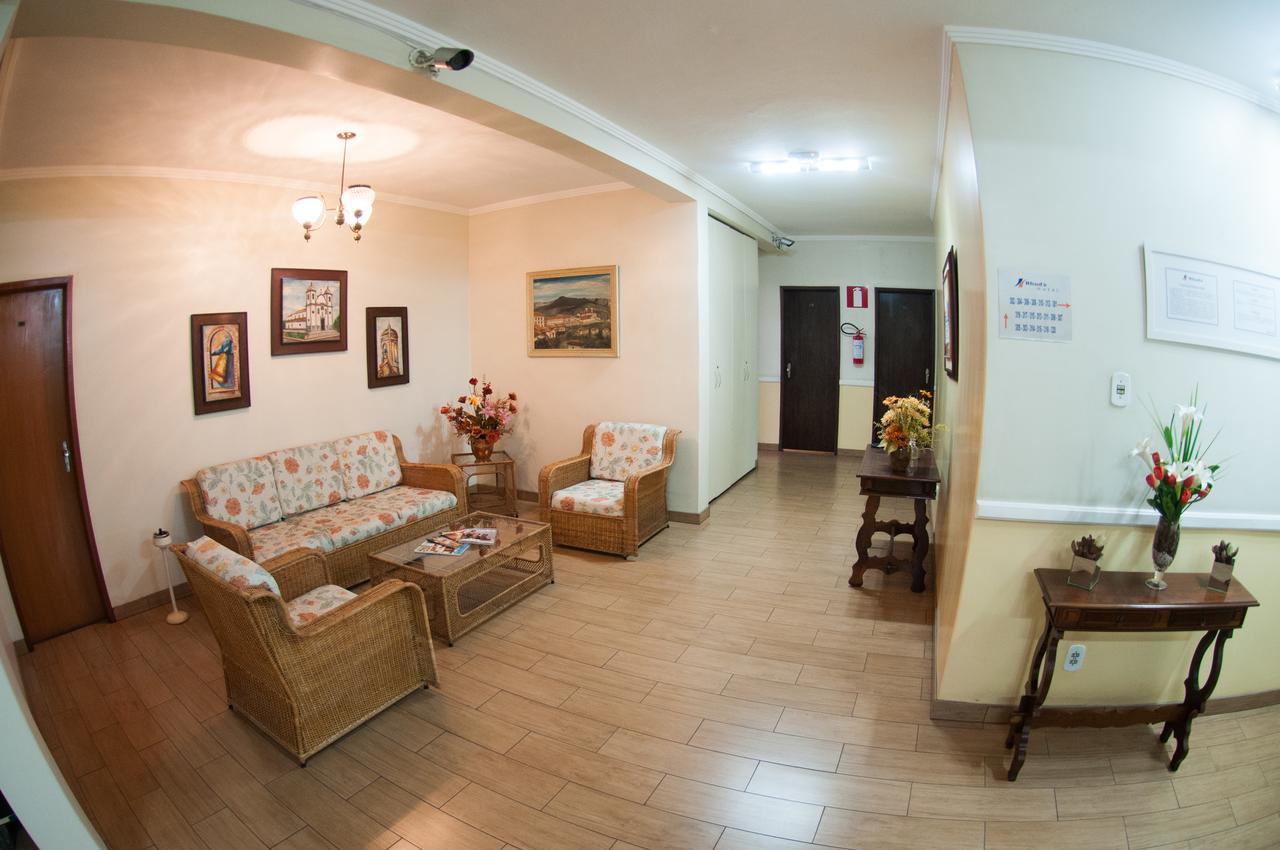 Rhud's Hotel
