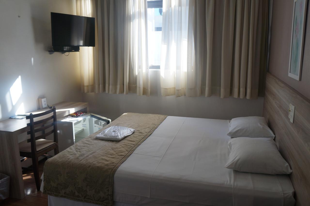 Hotel Rhud's