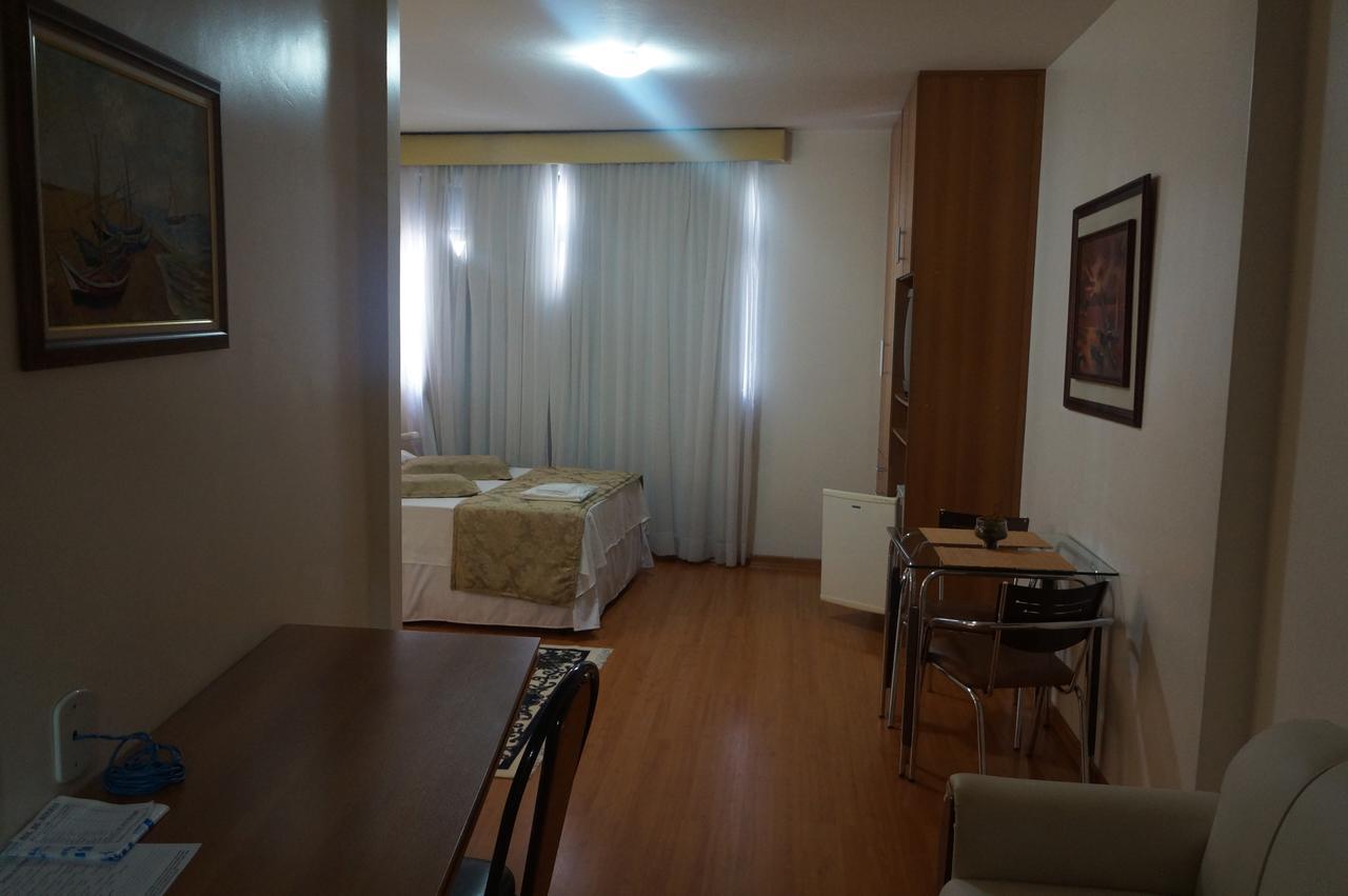 Hotel Rhud's