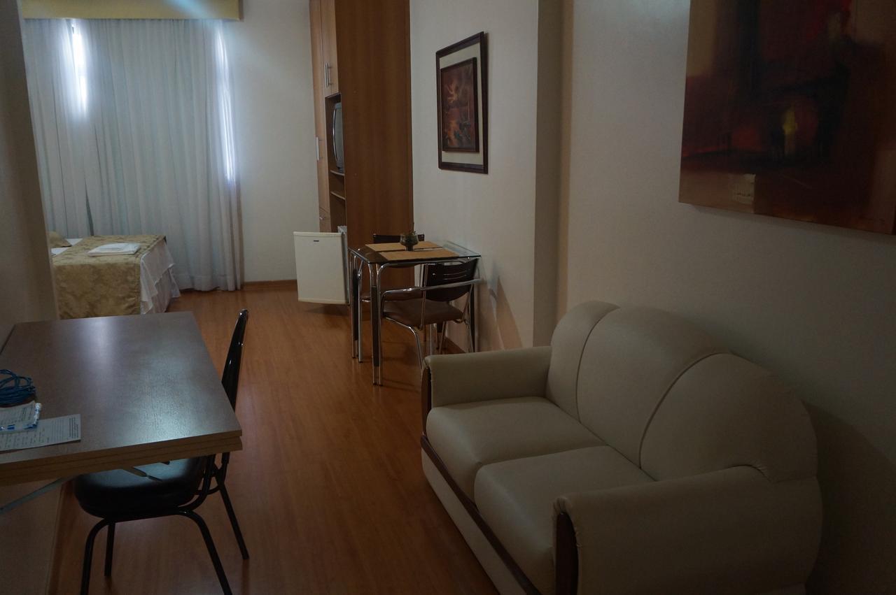 Rhud's Hotel 2*