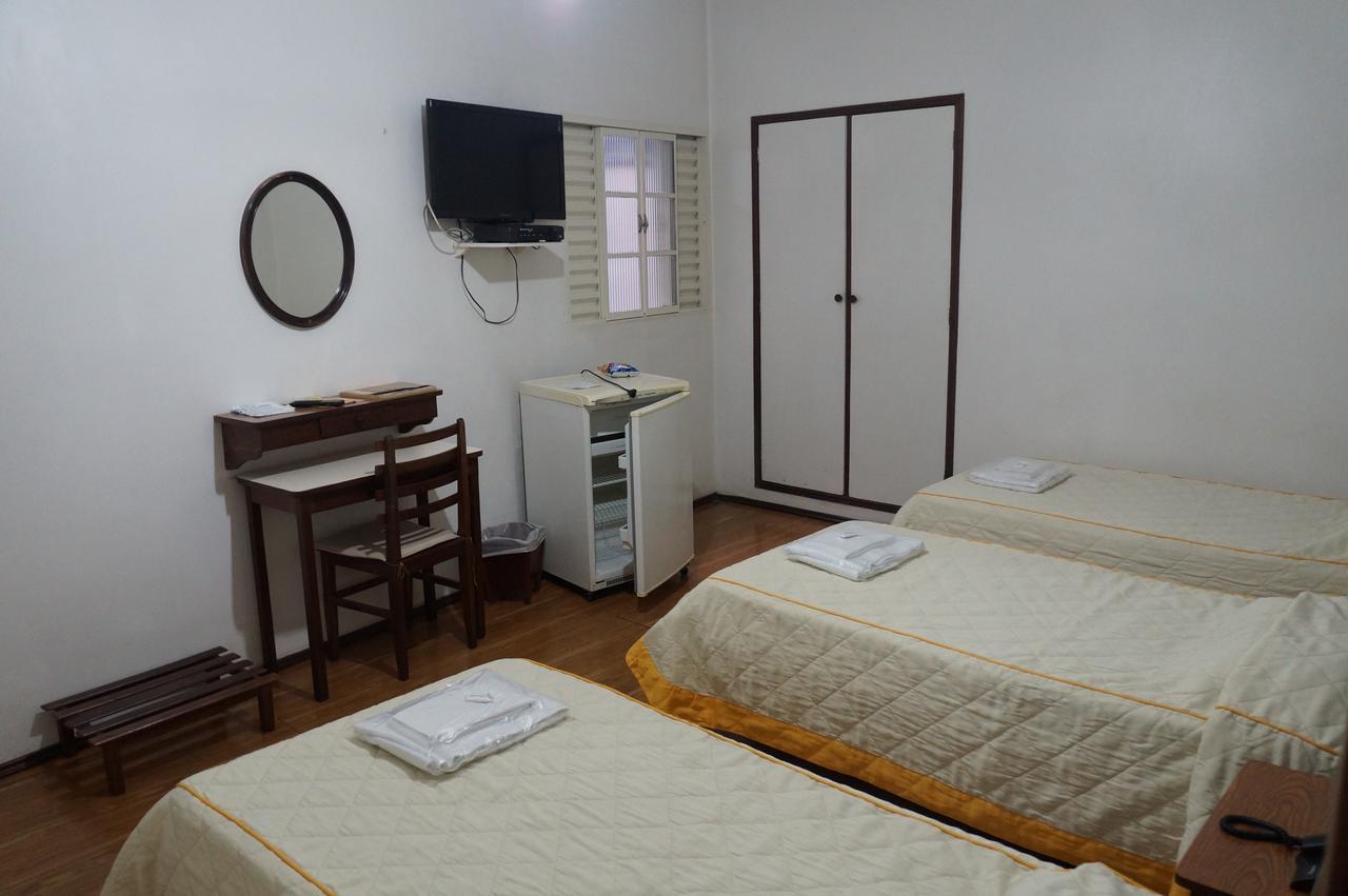 Rhud's Hotel 2*